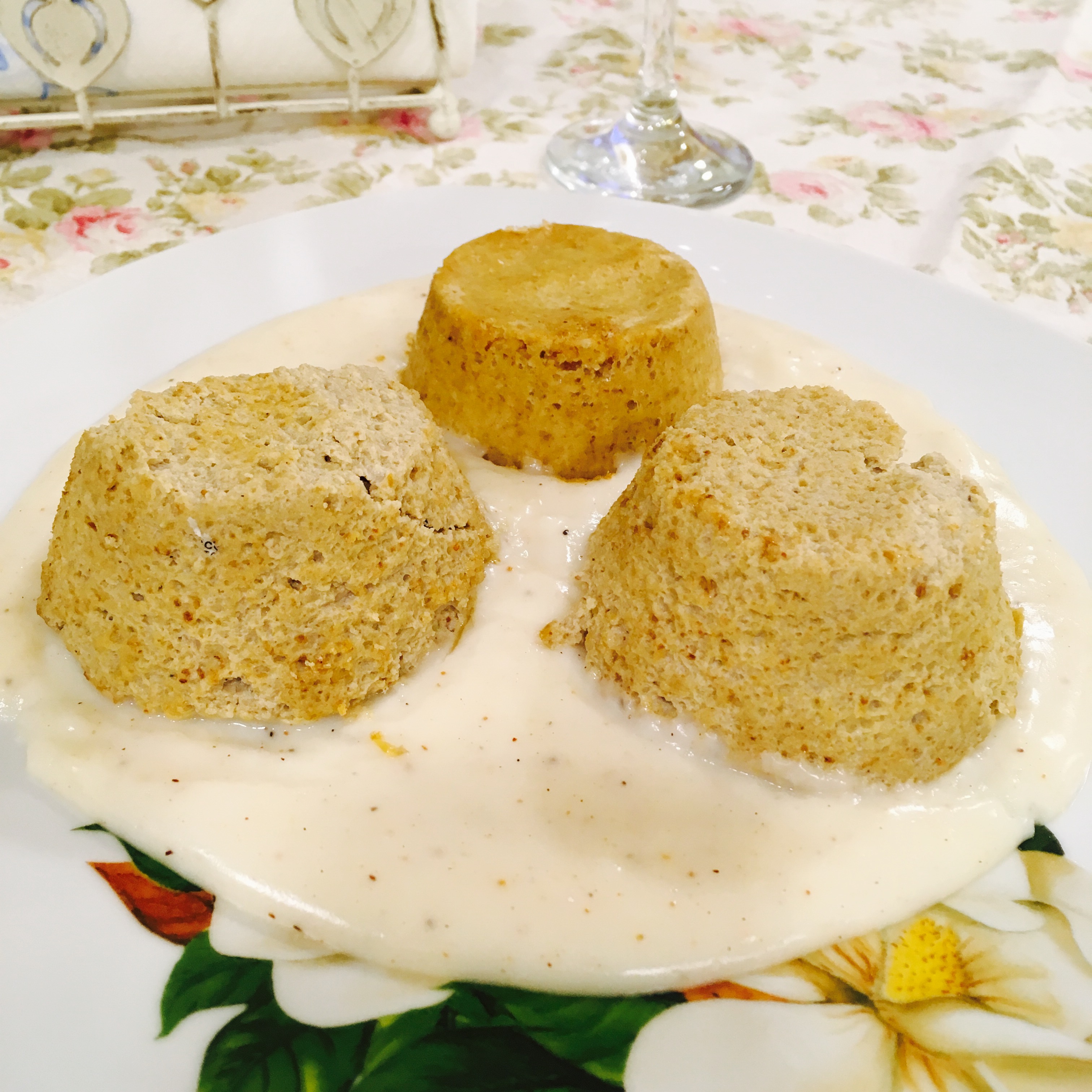 ViviLight » Light Flan di funghi porcini e ricotta su fonduta di grana