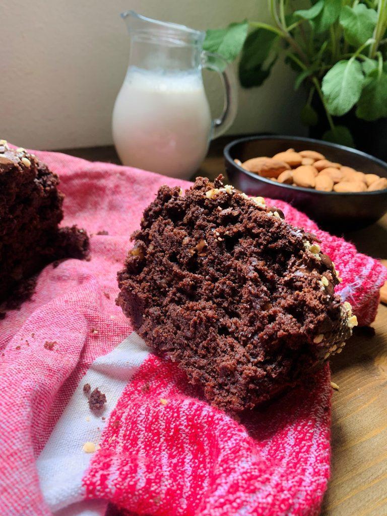 Plumcacke alle mandorle e cioccolato